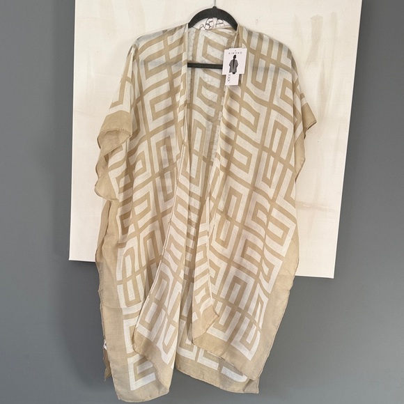 Jessica McClintock Accessories - Jessica McClintock Cream and Tan Kimono